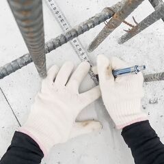 印を付ける‼️建築のための測量🌟墨出しスタッフの画像