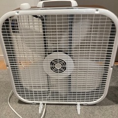 ラスコ　ボックス型　ファン　扇風機　ガレージの作業用、空気入れ替え用に最適の画像