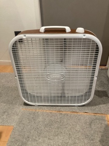 ラスコ　ボックス型　ファン　扇風機　ガレージの作業用、空気入れ替え用に最適