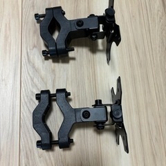 ディスプレイマウント（突っ張り棒挟み込み用）の画像