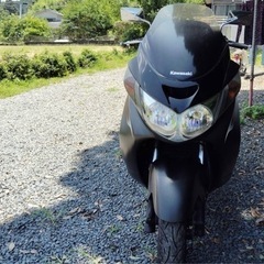中型 スクーター 排気量250ccの画像