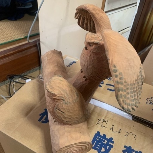 フクロウの彫刻②