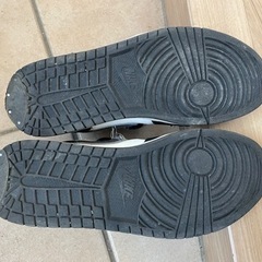NIKEジョーダン1レトロ31.0cm希少サイズの画像