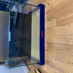 エーハイム60cm水槽単体の画像