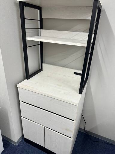 スライド棚付き キッチンキャビネット