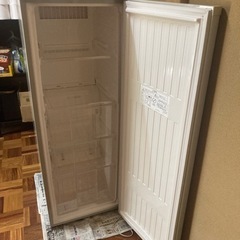 ナショナル　【冷凍庫】　2001年製 　高さ1ｍ25ｃｍの画像