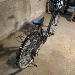 自転車 カゴ付きママチャリの画像