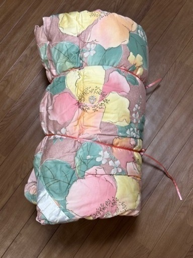 【中古】中綿シルク100% ダブルサイズ掛け布団