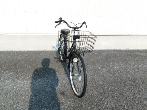 大勢のお客様に、お問い合わせ、ご来店頂きまして誠にありがとうございます。また、お買い上げ誠にありがとうございます!　大感謝!中古自転車在庫増量中!　早い者勝ち!　是非ご来店ください!　　シティサイクル　26インチ　ブラック　ダイナモライト　サドルの状態は極めて良好!　売れてます!　外観状態全体的に極めて良好!　m33