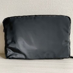 ☆お値引可能☆【美品】MOSCHINO トラベルポーチ 仕分けポーチ の画像