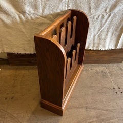 【武蔵小山店】 英国 クラッシック ヴィンテージ アンティーク オーク材 スリッパラック 検) 三越家具 三越ブルージュ ブルージュ Brugge IDC大塚 大塚家具 収納 家具 おしゃれ 🚚 運搬無料エリア有 / 品川区 リサイクルショップ ランバールーム 武蔵小山店  ◀︎ 武蔵小山パルム 戸越銀座 隣の画像