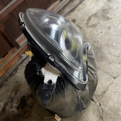 ヘッドライトの画像