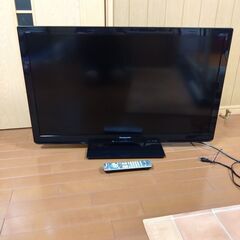 Panasonic（パナソニック）液晶テレビ　３７インチ（ジャンク品）の画像