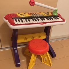 決まりました♡【美品】キッズキーボード＆椅子セット 【Toyro...