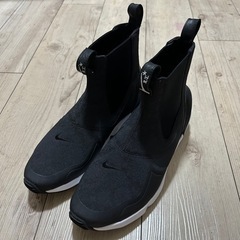NIKE x RT RICCARDO TISCI AIR ZOO...