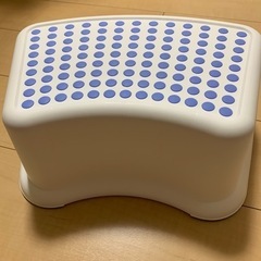 IKEA 子ども用踏み台