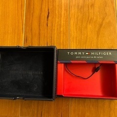 TOMMY HILFIGER 空き箱（小銭入れ）の画像