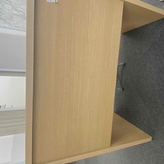 幕板付き机、800×400の画像