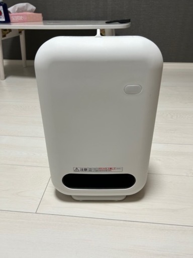 数回使用　アイリスオーヤマ　ファンヒーター