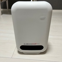 数回使用　アイリスオーヤマ　ファンヒーター