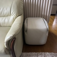 折りたためるイスの画像