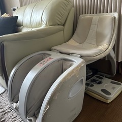 折りたためるイスの画像