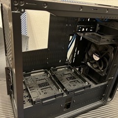 (受け渡し成約済み)【無料】ガレリア pcケースの画像