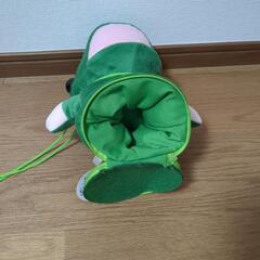 カエルリュックぬいぐるみの画像
