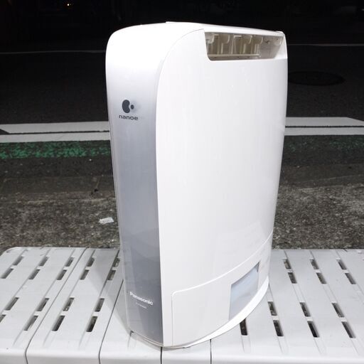 パナソニック 衣類乾燥除湿機 F-YZHX60