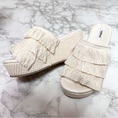 🤍新品　アイボリー　厚底サンダル　LL