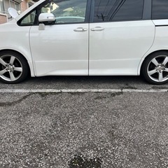 車のパーツ タイヤ、ホイール