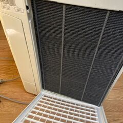 【無料★引き取り限定★早く来れる方優先★7/24まで】シャープ　SHARP　空気清浄機　KC-A50の画像