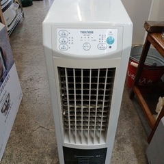万代店　TEKNOS 冷風扇 自然風 マイナスイオン 3.8L ...