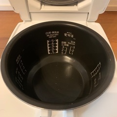 炊飯器の画像