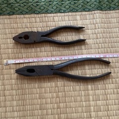 ペンチ　工具