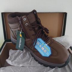 【新品】防水アウトドアトレッキング登山シューズ登山靴