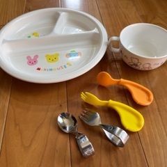 ベビー　食器