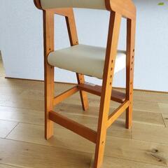 子供用ハイチェアの画像