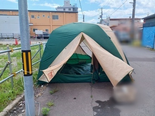 アース万代店　
コールマン　テント