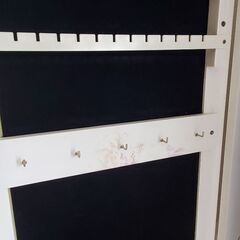 収納つきスタンドミラー：無料で引き取ってくれる方の画像
