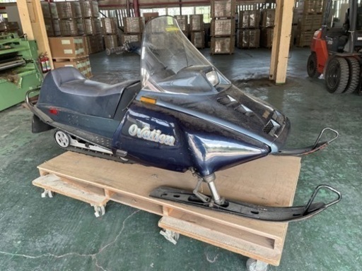 ヤマハ　スノーモービル　Ovation