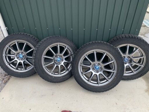 車のパーツ タイヤ、ホイール