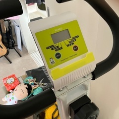 イグニオ折りたたみ式フィットネスバイクの画像