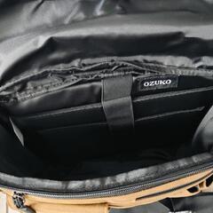 OZUKO 新品未使用の変わったデザインのカバン ・ バッグの画像
