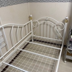家具 ベッド シングルベッドの画像
