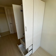 ワードローブ (マーレ1860) ニトリホワイト (やちゅ) 宝塚南口の収納