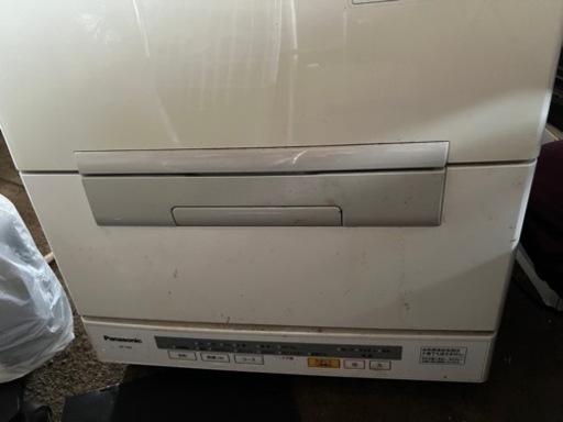 【中古】panasonic 家庭用食器洗い乾燥機　NP-TM9 2017年製 ※使用感有