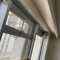 カーテンレールの取り付け