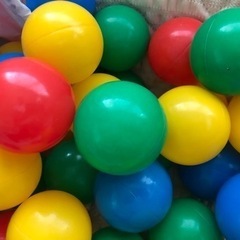 4色カラーボールの画像