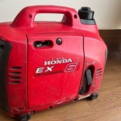 発電機とガソリン携行缶